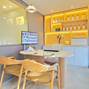 [인스타] [릴스] [서울/마포구] 담혜원 합정교보문고점